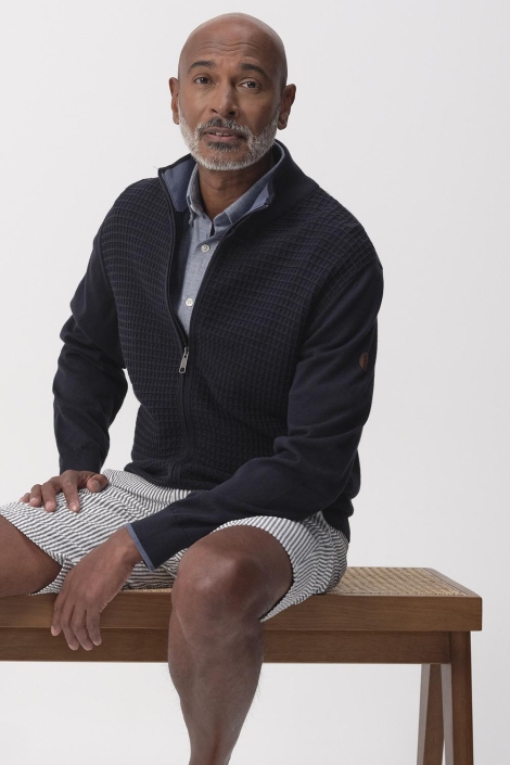 Campbell campbell fince vest